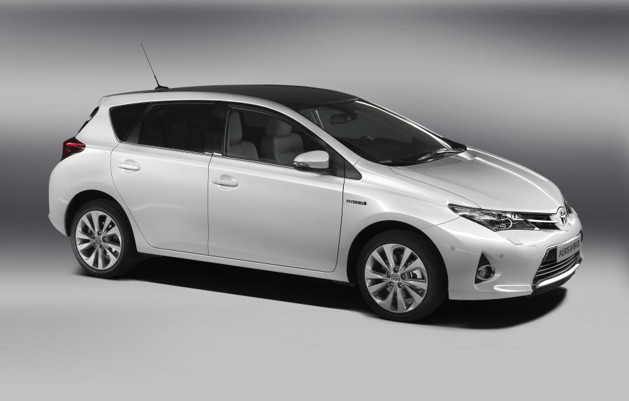  Toyota Auris Hybrid 2012 года  (фото 12 из 12)
